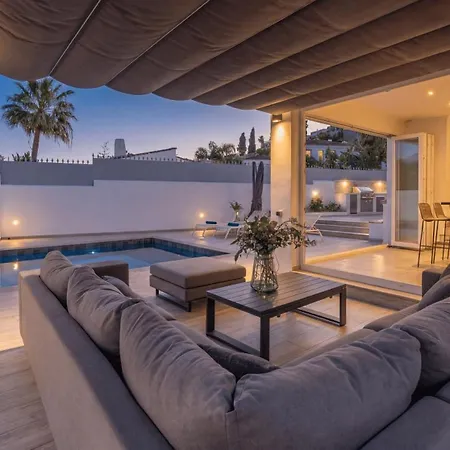 Vacation I Serendi, Private Heated Pool, Prime Location, Walking To Puerto Banus, American Bbq, Gym, World-class Dining *